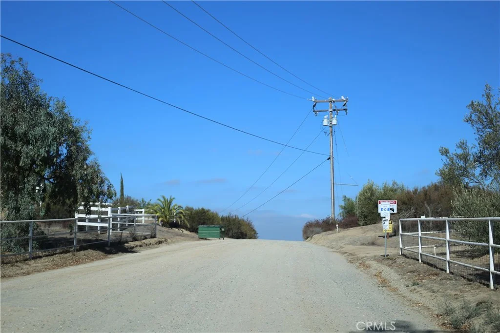 Mark Trail, Hemet, CA 92544 photo 5