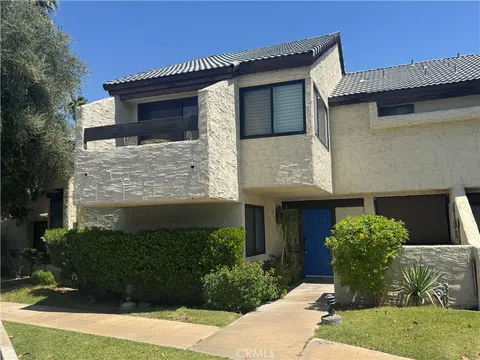 34 Pueblo Vista Drive, Palm Springs, CA MLS: IV25100285