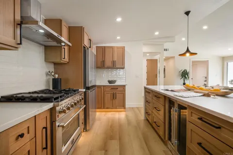 2434 Moonstone Drive, San Diego, CA MLS: PTP2503607