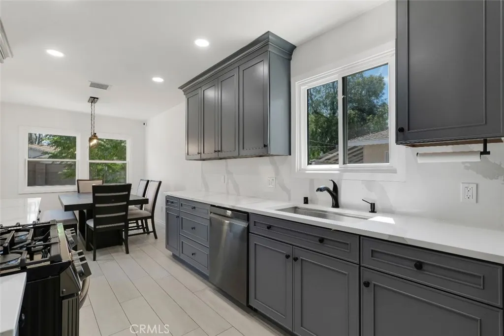 Additional image 41 of 10926 Gaynor Avenue, Granada Hills, CA 91344