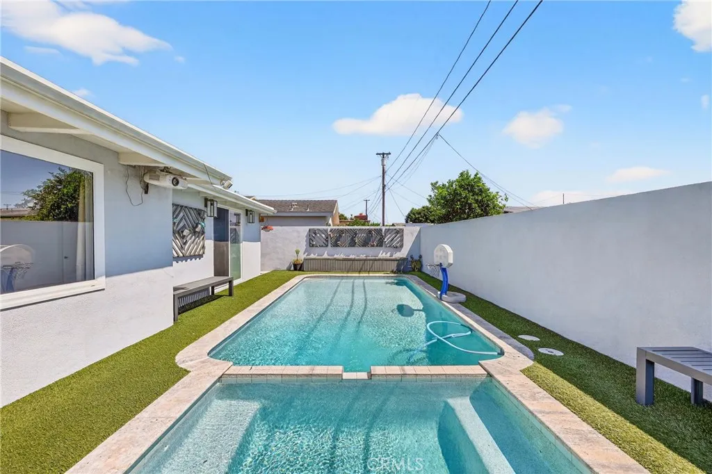 Additional image 3 of 3210 E Janice Street, Long Beach, CA 90805