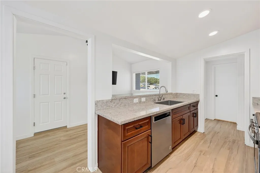 Additional image 100 of 3210 E Janice Street, Long Beach, CA 90805