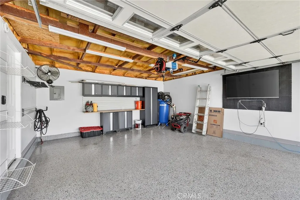 Additional image 61 of 3210 E Janice Street, Long Beach, CA 90805