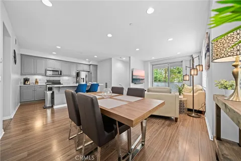 219 Native Spg, Irvine, CA MLS: OC25079268