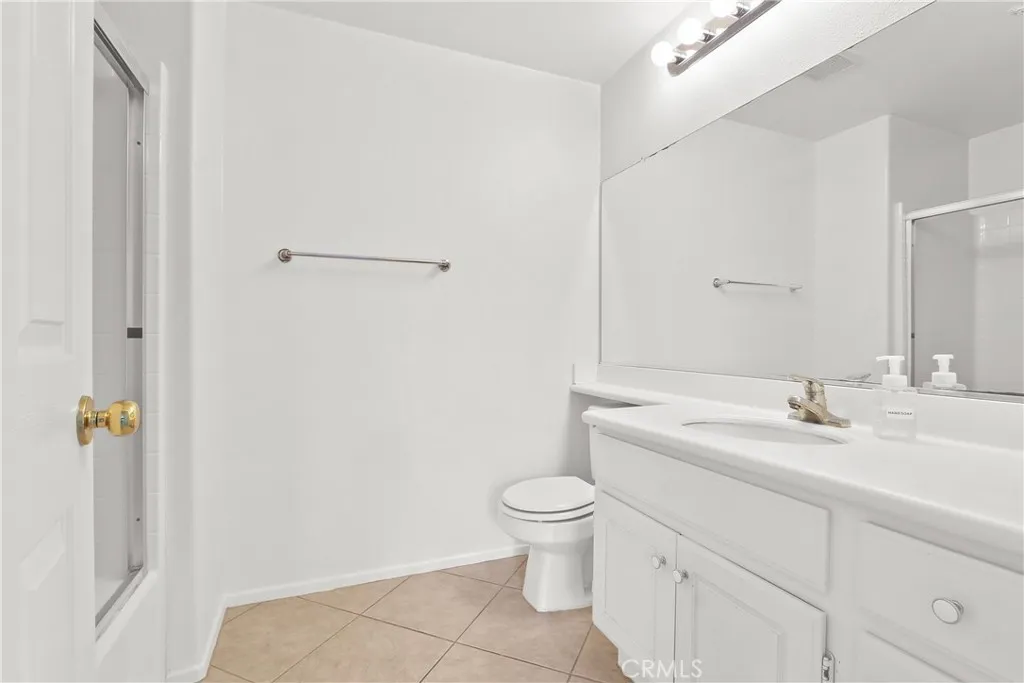 Additional image 31 of 29 Cabazon, Irvine, CA 92602