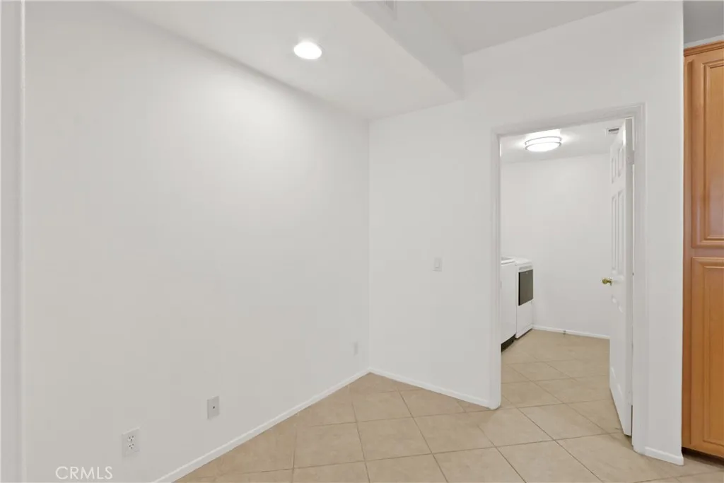 Additional image 22 of 29 Cabazon, Irvine, CA 92602