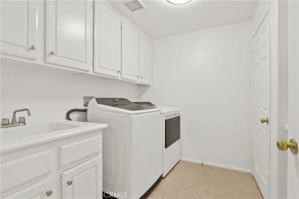 Additional image 57 of 29 Cabazon, Irvine, CA 92602