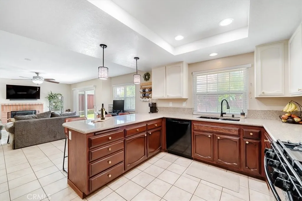 Additional image 16 of 9048 Meadowrun Pl, San Diego, CA 92129