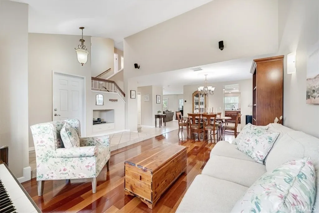 Additional image 8 of 9048 Meadowrun Pl, San Diego, CA 92129