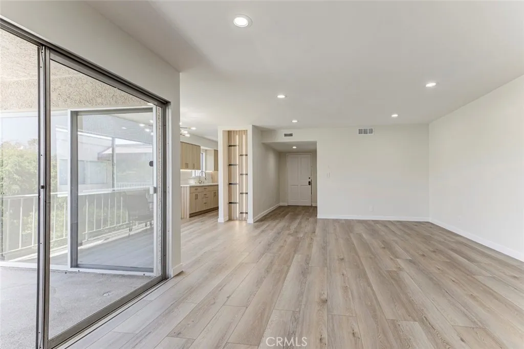 Additional image 7 of 4487 Colbath Ave Unit 309, Sherman Oaks, CA 91423