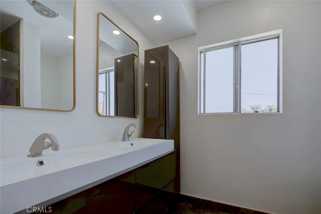 Additional image 38 of 4487 Colbath Ave Unit 309, Sherman Oaks, CA 91423