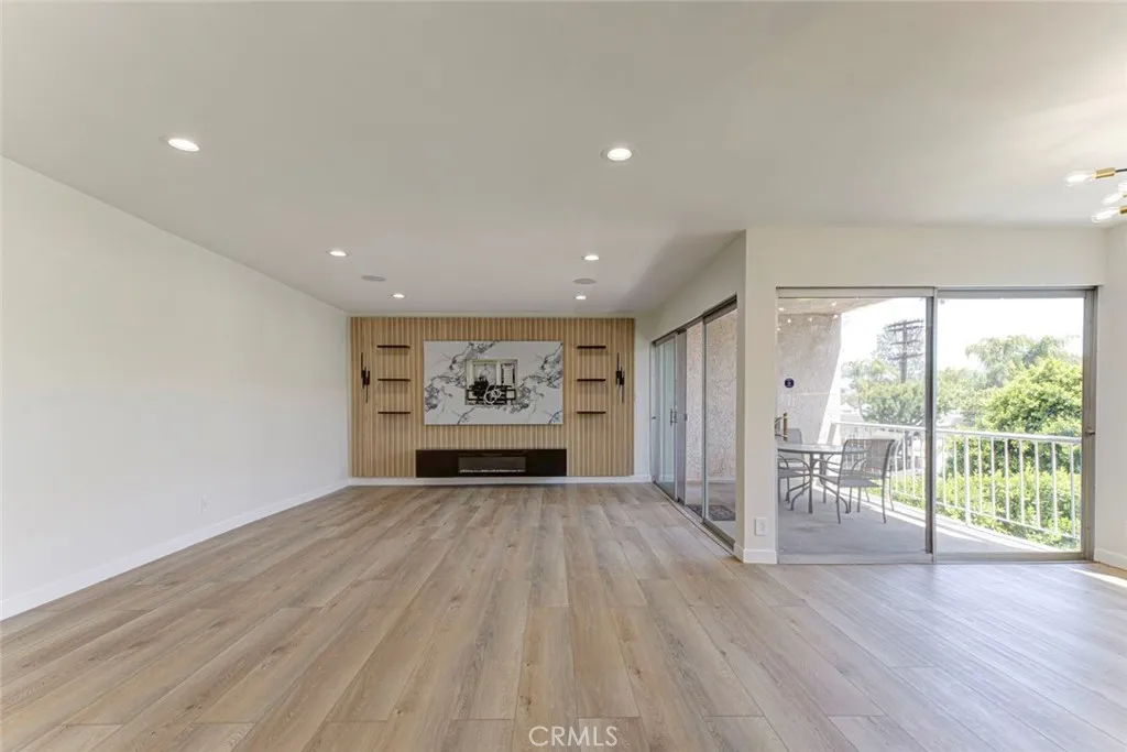 Additional image 4 of 4487 Colbath Ave Unit 309, Sherman Oaks, CA 91423