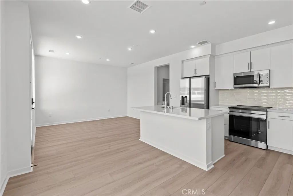 Additional image 30 of 3679 W S. Eichler Paseo Unit 2, Ontario, CA 91761