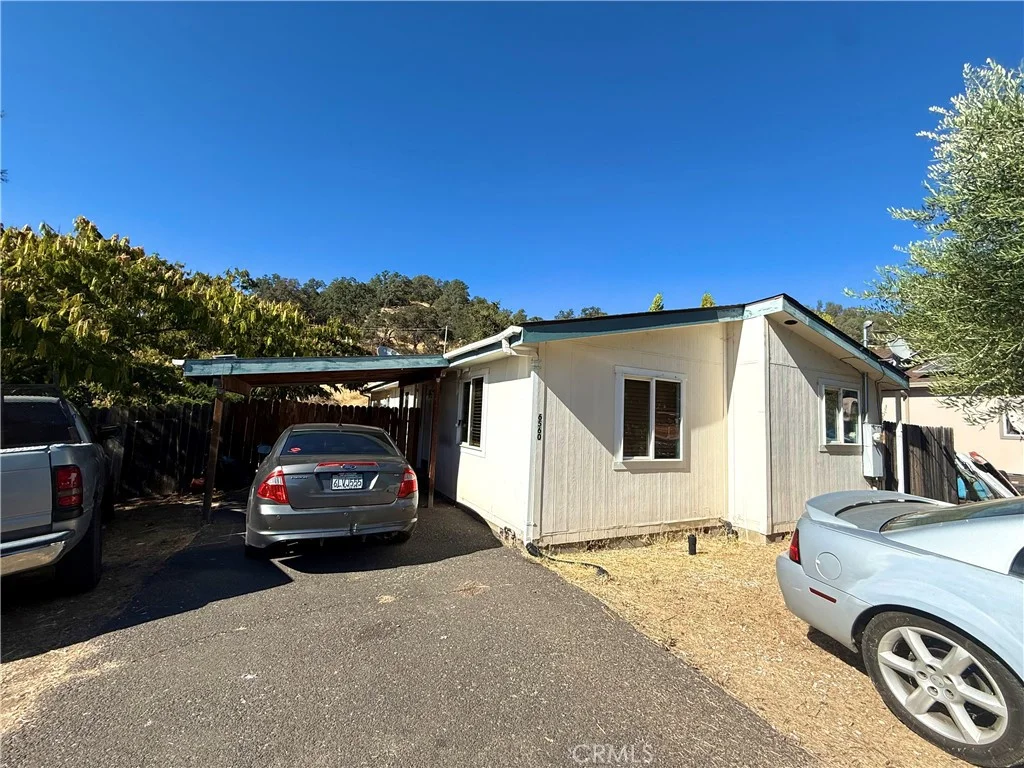 6560 Victoria Street, Lucerne, CA 95458