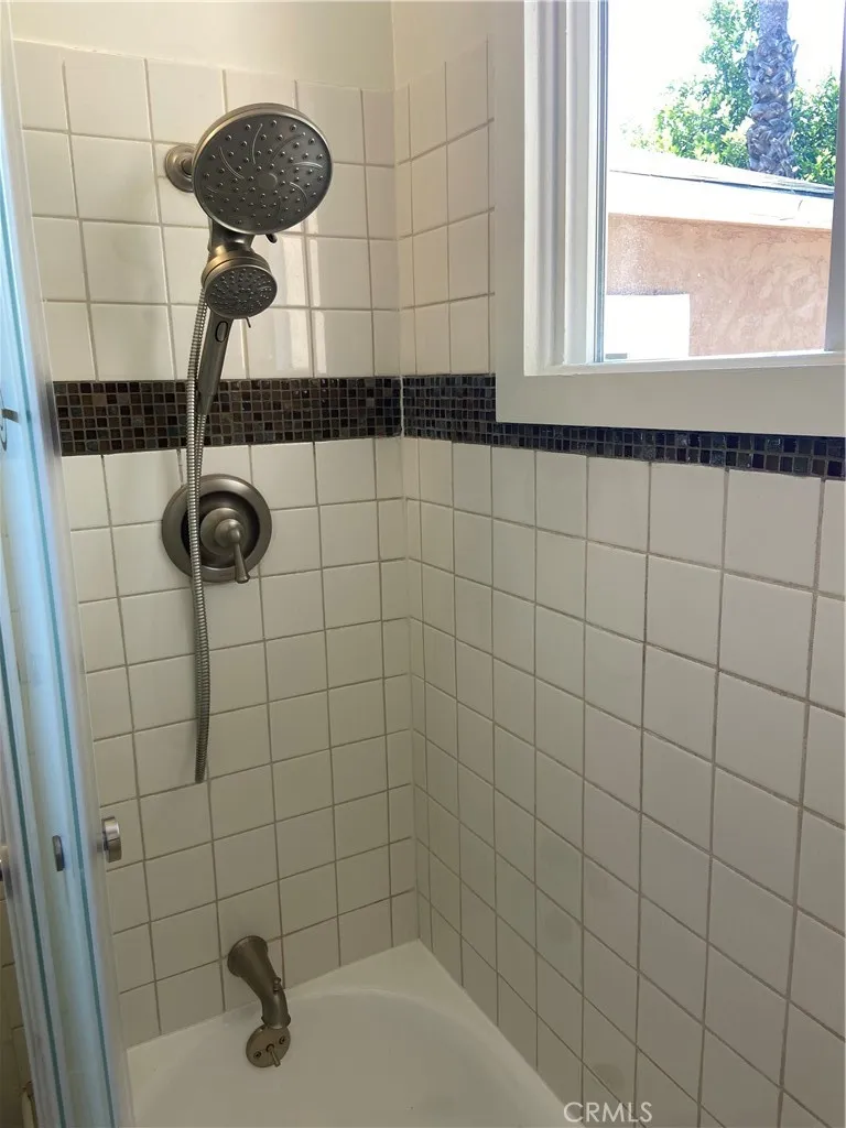 Additional image 30 of 7339 White Oak Ave, Reseda, CA 91335