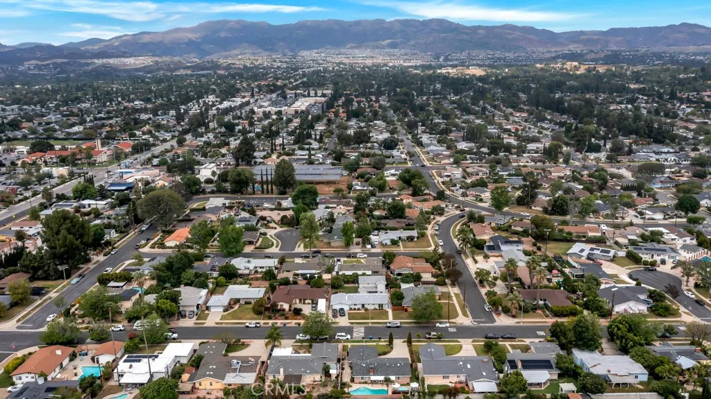 20410 Marilla St, Chatsworth, CA 91311