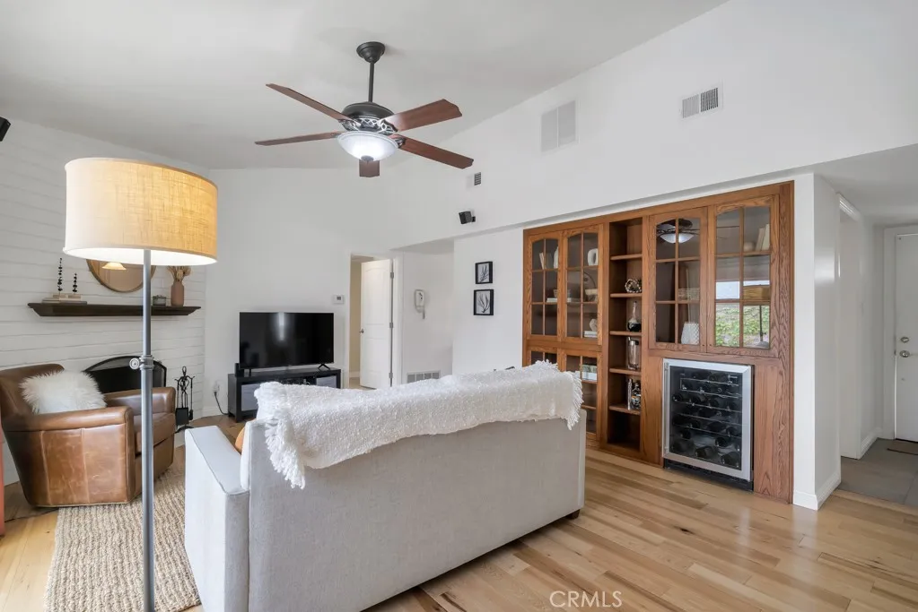 Additional image 50 of 20410 Marilla St, Chatsworth, CA 91311