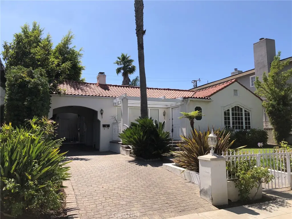 225 S Palm Drive, Beverly Hills, CA 90212