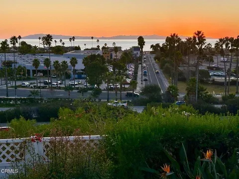 2024 Vista Del Mar Drive, Ventura, CA 93001 - MLS#: V1-27616