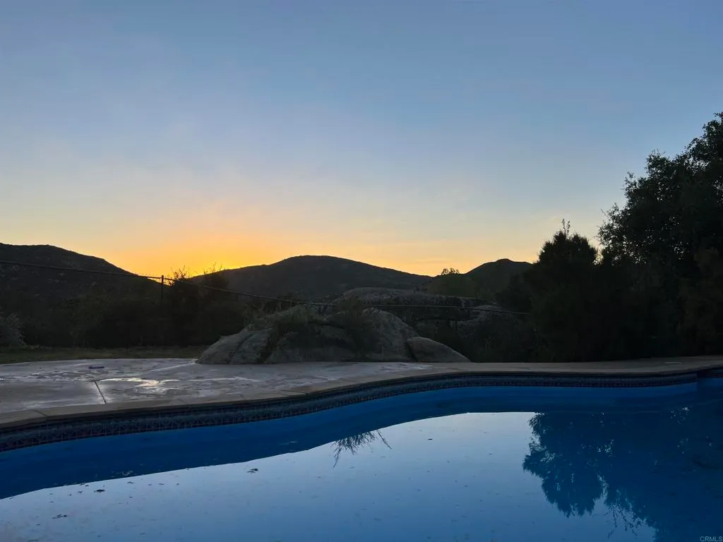 8405 Foothill Blvd, Pine Valley, CA 91962