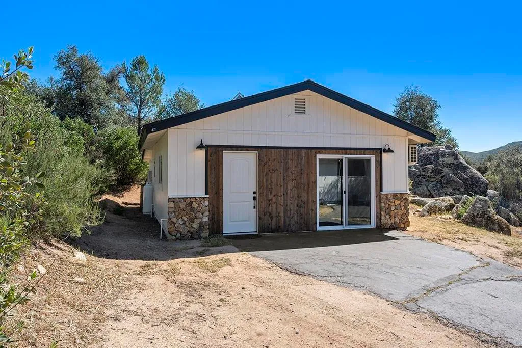 Additional image 109 of 8405 Foothill Blvd, Pine Valley, CA 91962