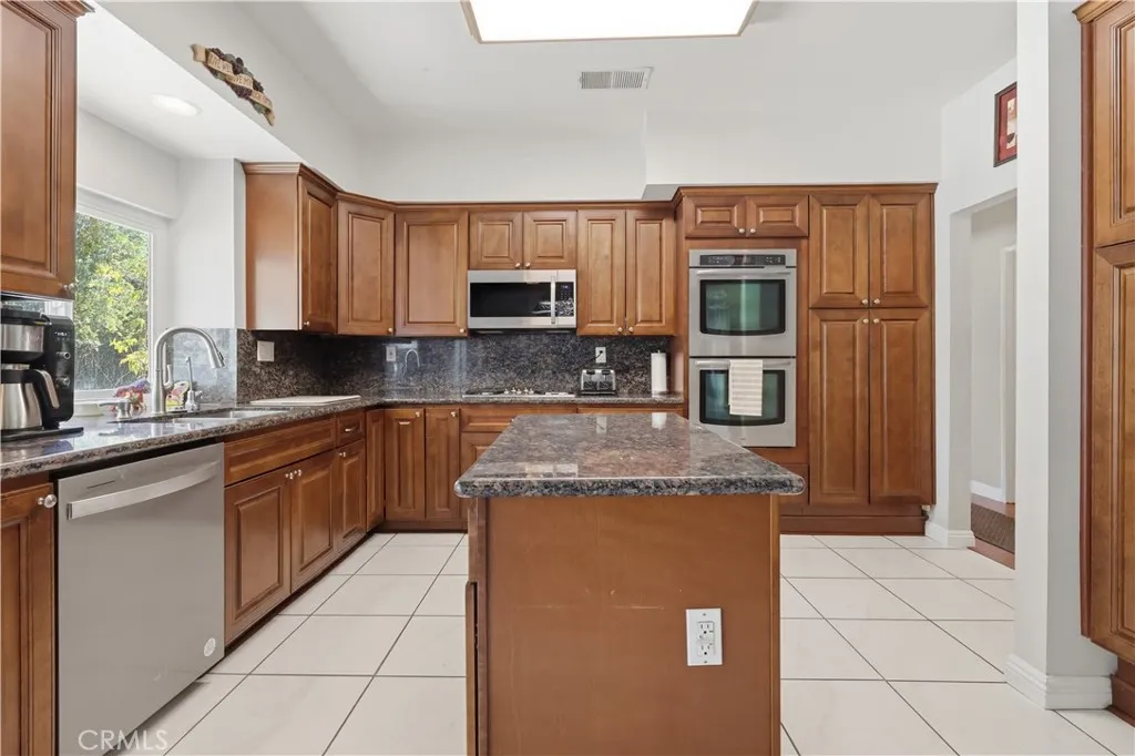 Additional image 16 of 9734 Kentland, Chatsworth, CA 91311