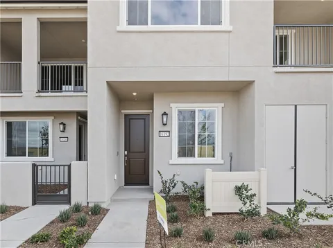16192 Spicebush Lane, Chino, CA MLS: OC25036826