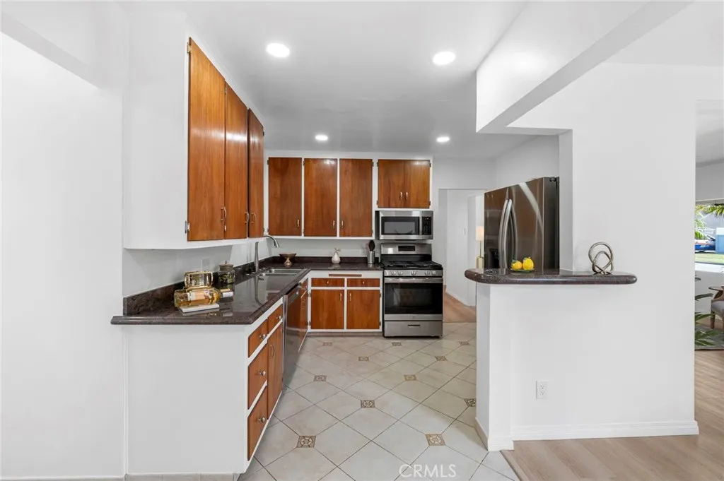 Additional image 54 of 6023 Pepperwood Ave, Lakewood, CA 90712