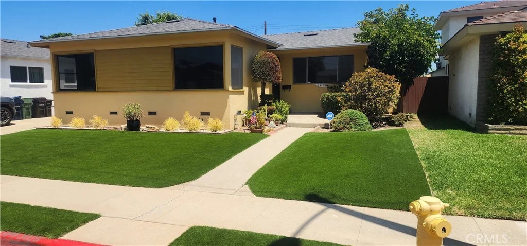 13722 Grider Ave, Hawthorne, CA 90250