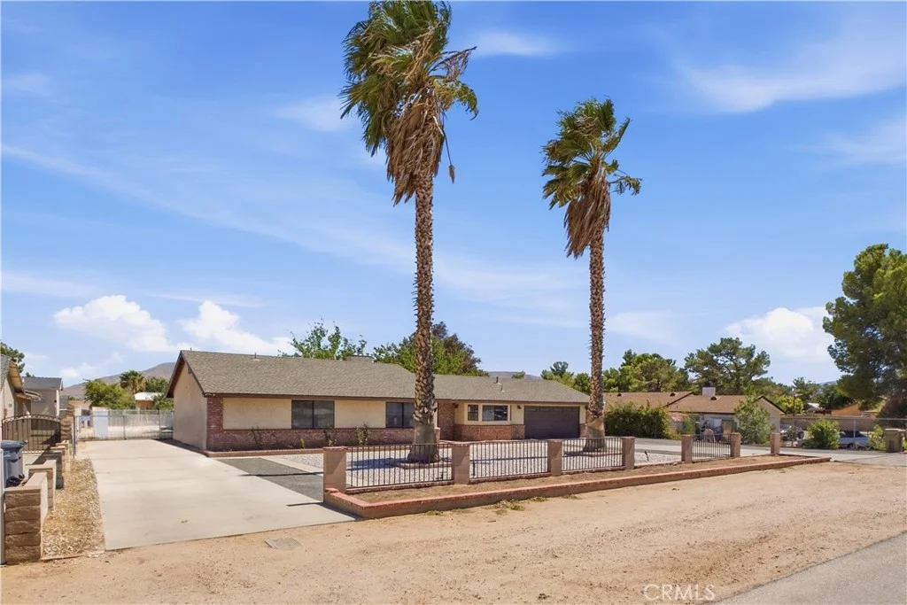 7715 Paisley Ave, Hesperia, CA 92345