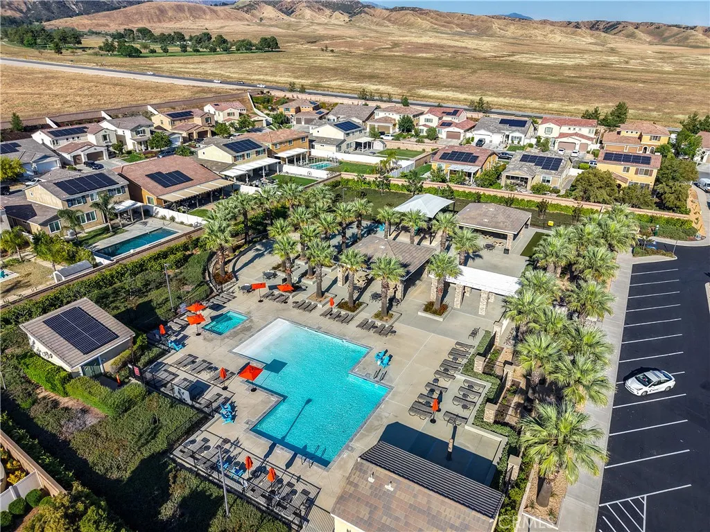 1678 Bunnell St, Beaumont, CA 92223