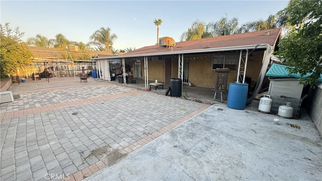 260 W Wright St, Hemet, CA 92543 photo 5