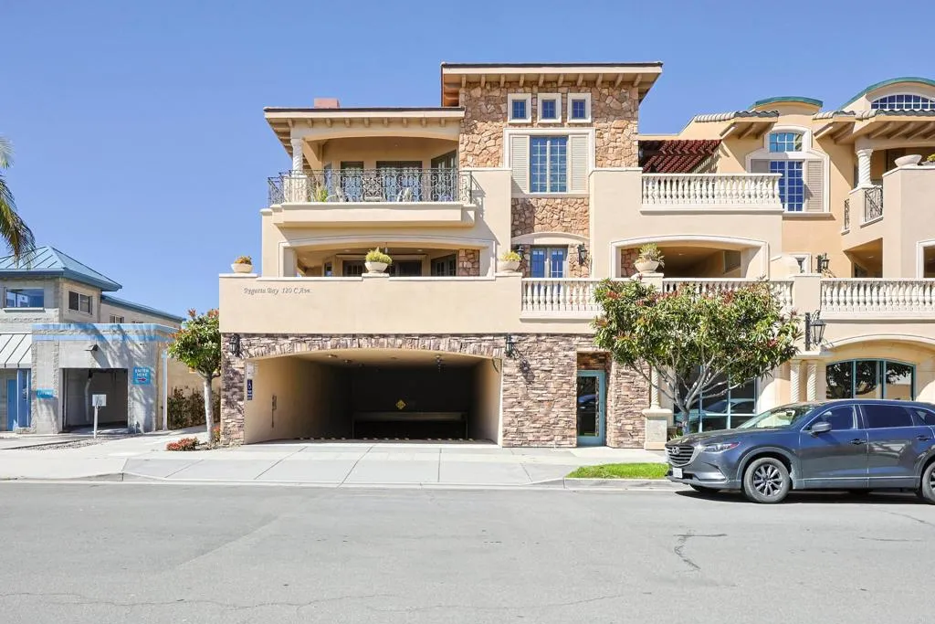 120 C Avenue Unit 201, Coronado, CA 92118