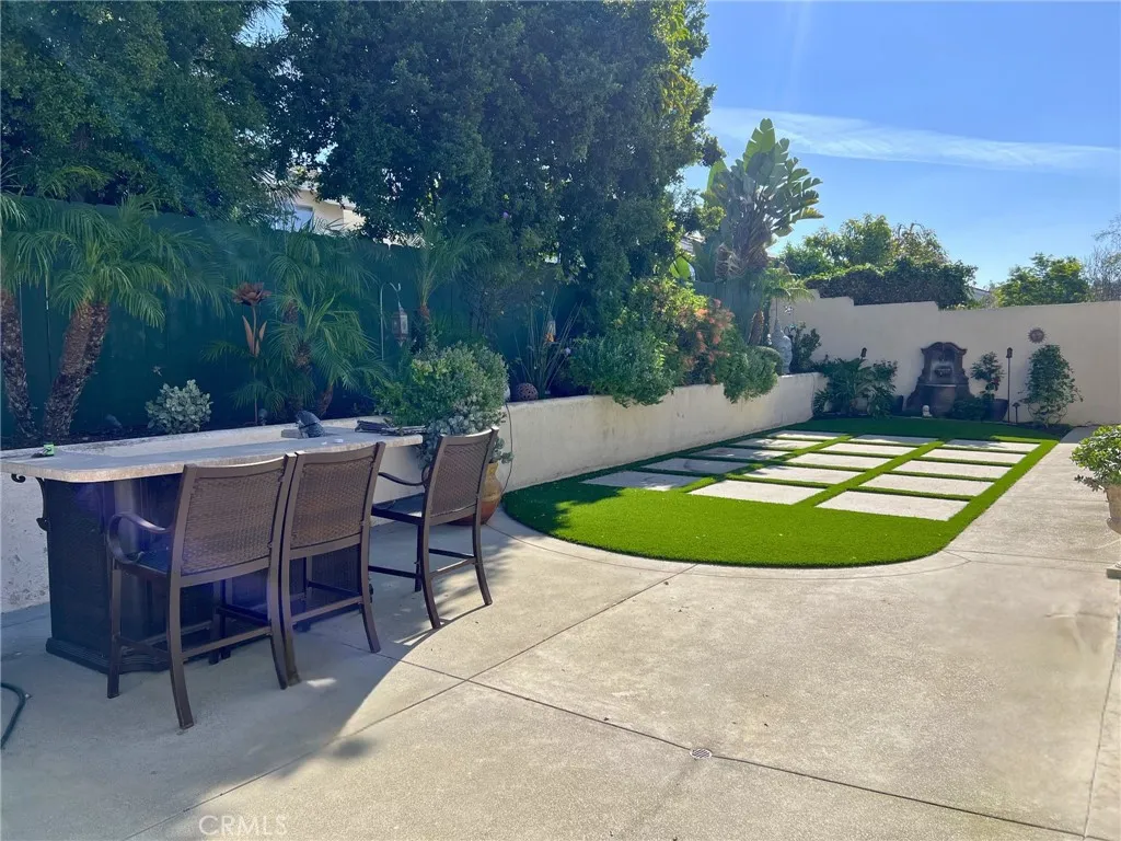 4061 Salacia Dr, Irvine, CA 92620