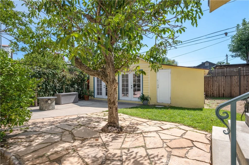 2024 Beverly Dr, Pasadena, CA 91104