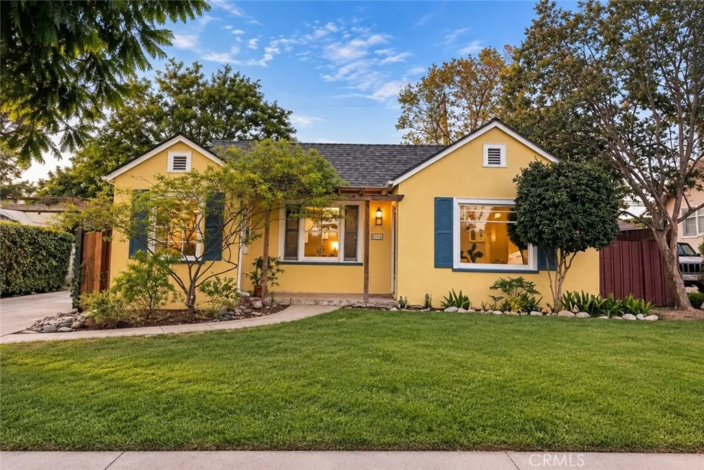 2024 Beverly Dr, Pasadena, CA 91104 photo 2