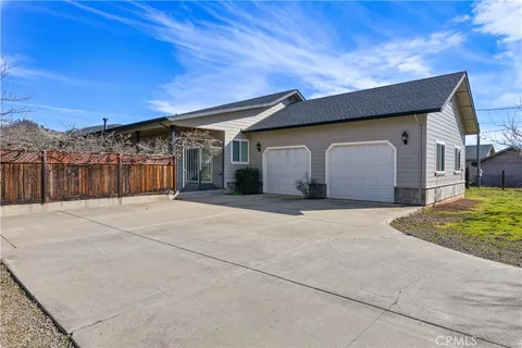 2442 River View Road, Clearlake Oaks, CA 95423 - MLS#: LC25035785