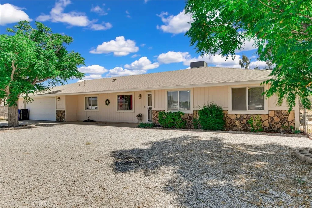 Additional image 33 of 21495 Minodoka Rd, Apple Valley, CA 92308