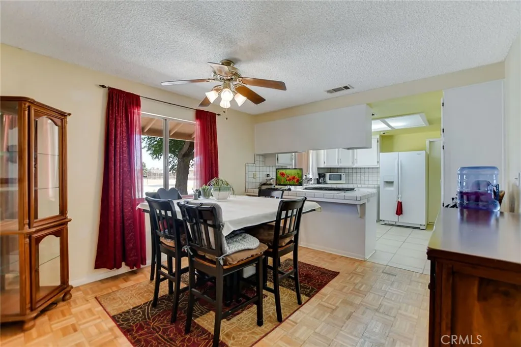 Additional image 15 of 21495 Minodoka Rd, Apple Valley, CA 92308