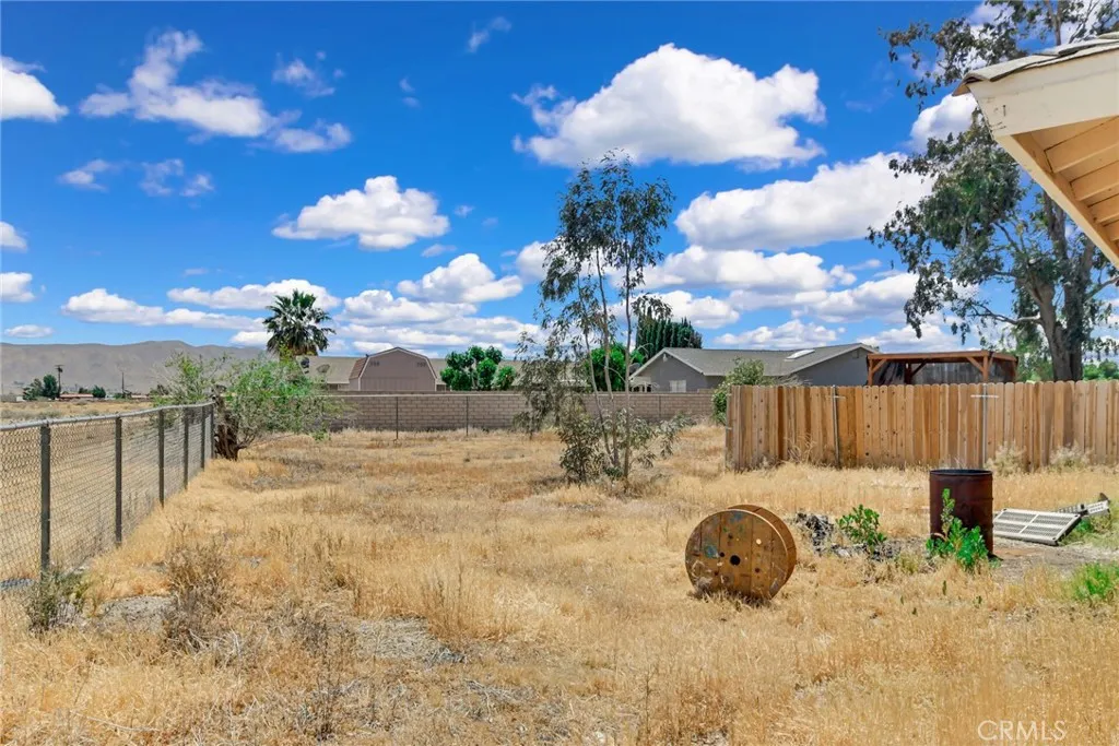 Additional image 58 of 21495 Minodoka Rd, Apple Valley, CA 92308