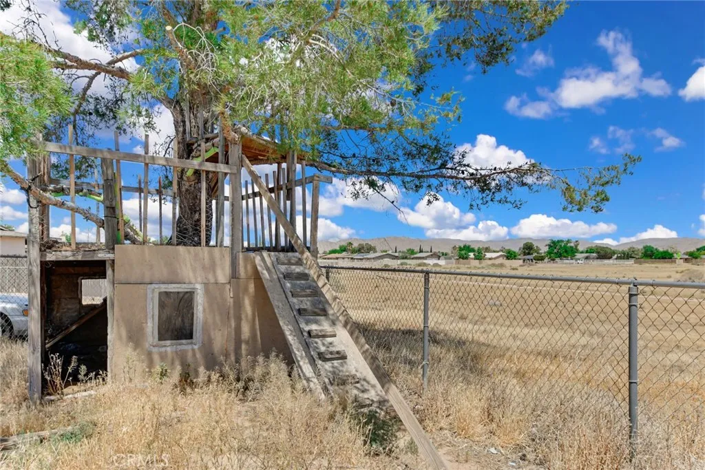Additional image 57 of 21495 Minodoka Rd, Apple Valley, CA 92308