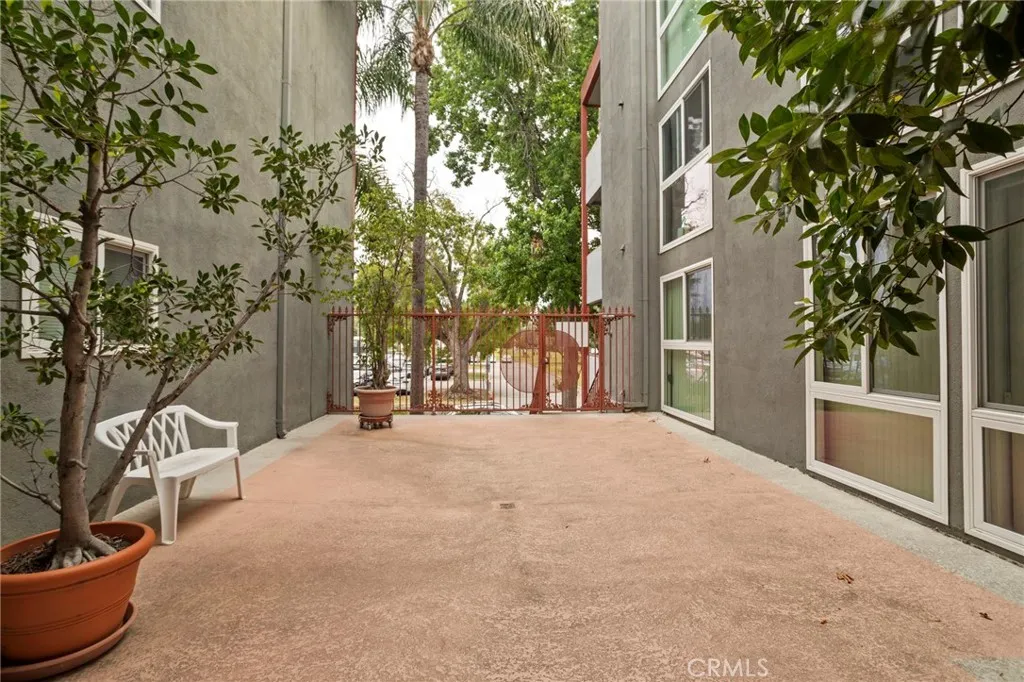 Additional image 64 of 4915 Tyrone Avenue Unit 136, Sherman Oaks, CA 91423
