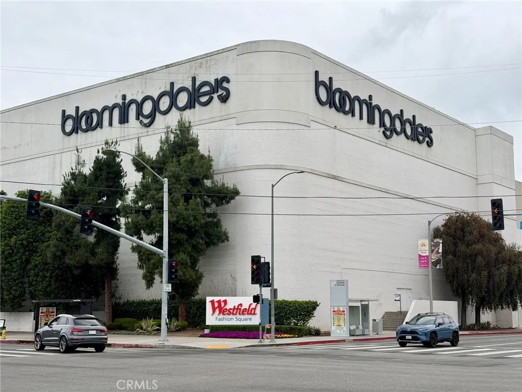 Additional image 70 of 4915 Tyrone Avenue Unit 136, Sherman Oaks, CA 91423