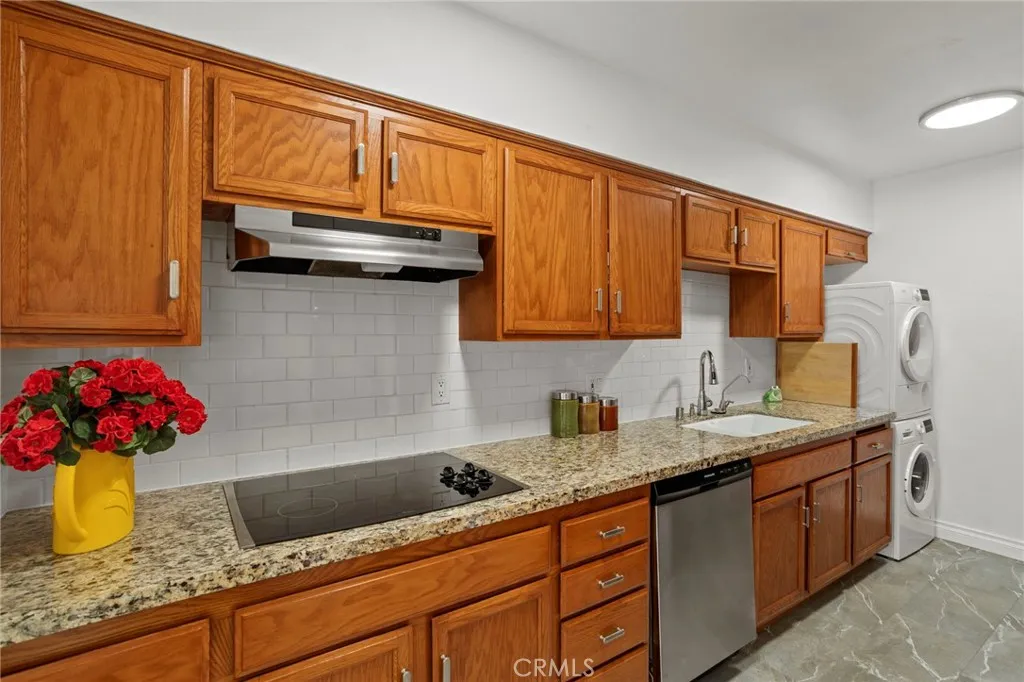 Additional image 43 of 4915 Tyrone Avenue Unit 136, Sherman Oaks, CA 91423