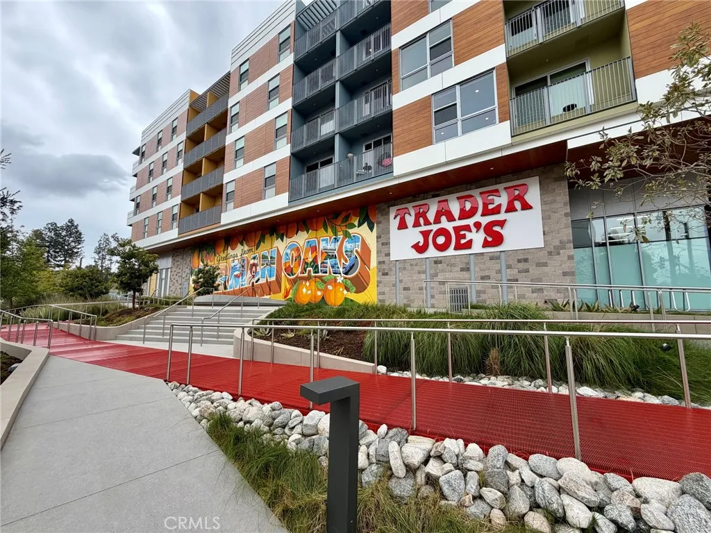 Additional image 68 of 4915 Tyrone Avenue Unit 136, Sherman Oaks, CA 91423
