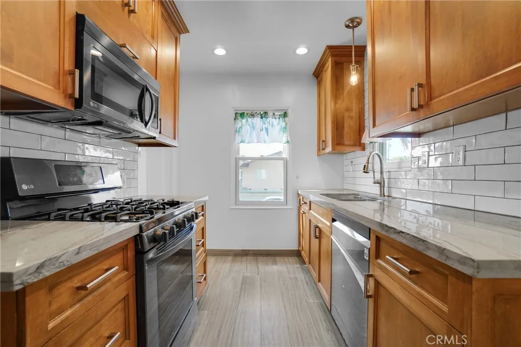 Additional image 30 of 2239 S Meyler St, San Pedro, CA 90731