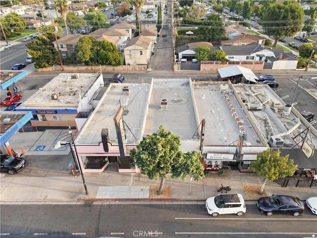 3512 W Victory Blvd, Burbank, CA 91505