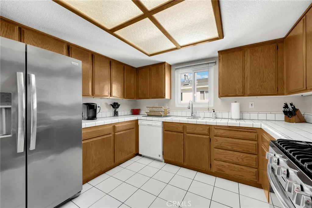 Additional image 51 of 570 W 14th St Unit 4, San Pedro, CA 90731