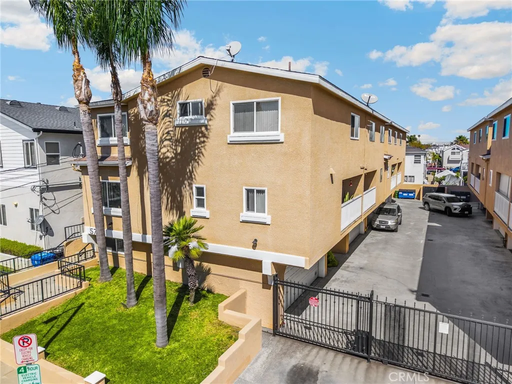 Additional image 39 of 570 W 14th St Unit 4, San Pedro, CA 90731