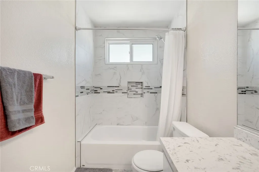 Additional image 60 of 570 W 14th St Unit 4, San Pedro, CA 90731